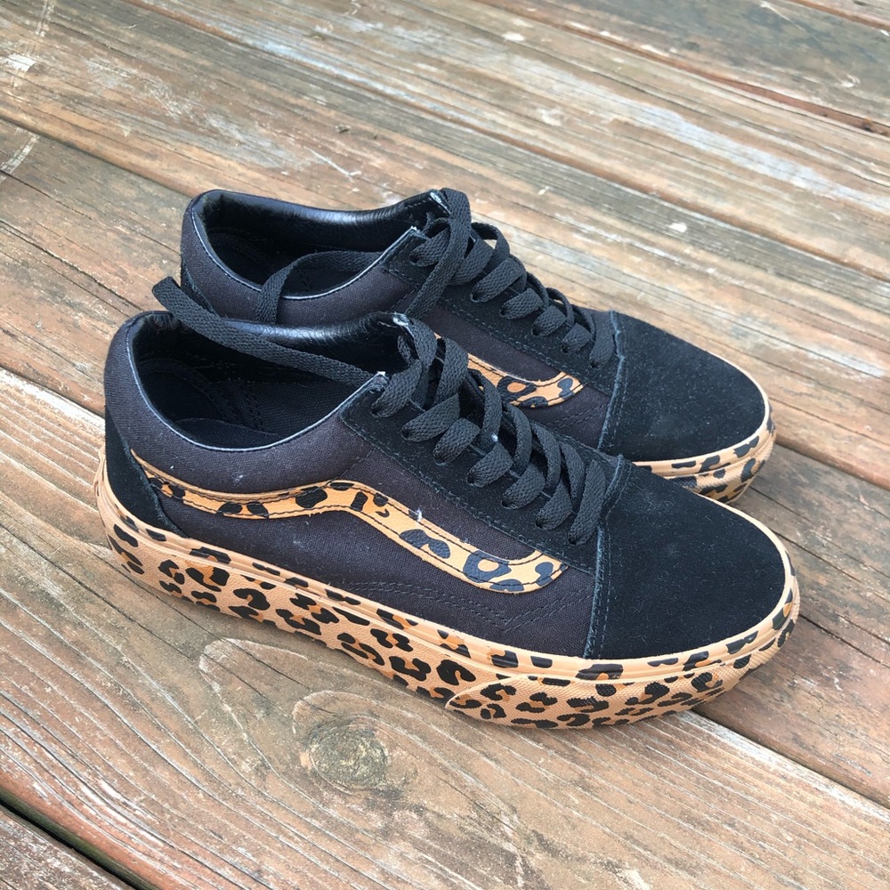 Cheetah print vans platform black old school